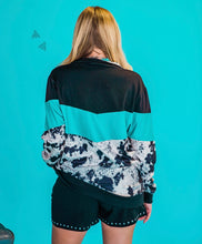 Load image into Gallery viewer, Catalina Cowtown Pullover