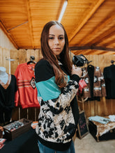 Load image into Gallery viewer, Catalina Cowtown Pullover